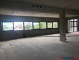 Offices to let in A louer / Bureau neuf centre-ville de St Pierre